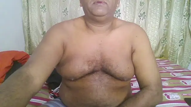 Beargryzzly online show from January 2025 02:06:02 AM