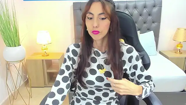 candy summer28 online show from March 2025 07:11:02 PM