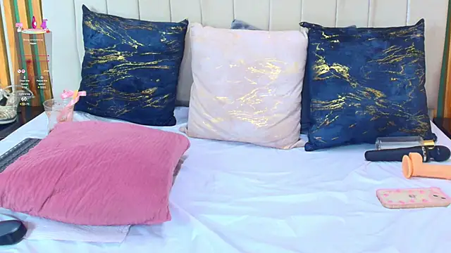 Snapshot of katlyn_martins chatting on February 2025 10:15:02 PM katlyn martins online show from February 2025 10:15:02 PM