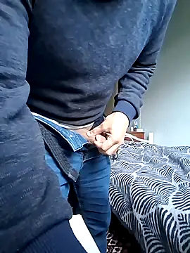 Snapshot of forfuntr chatting on December 2024 07:03:01 AM forfuntr online show from December 2024 07:03:01 AM