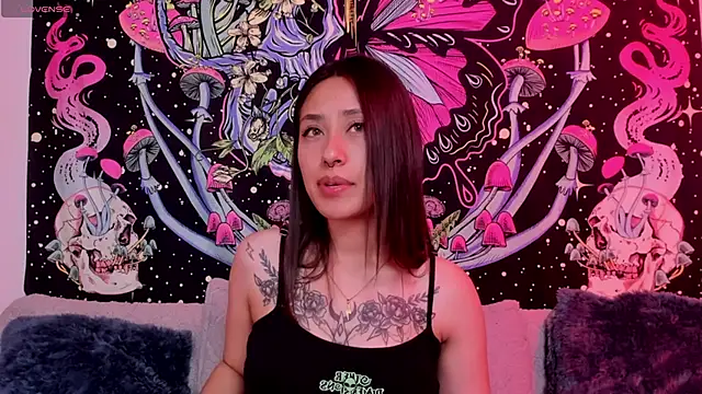 Snapshot of aciddollhell chatting on April 2026 01:39:01 AM aciddollhell online show from April 2026 01:39:01 AM