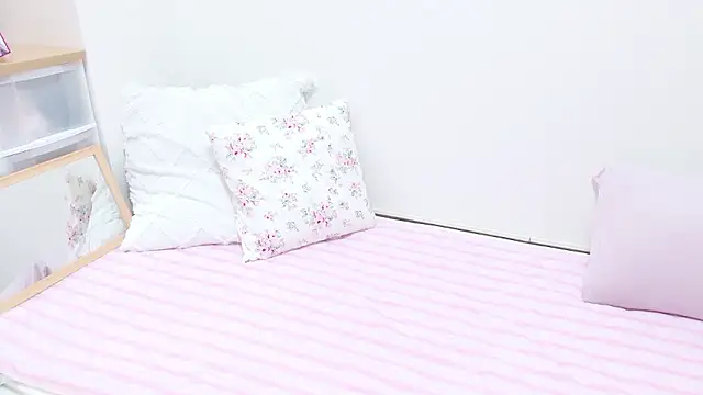 Snapshot of PornTube-JP chatting on October 2025 02:07:02 PM PornTube-JP online show from October 2025 02:07:02 PM