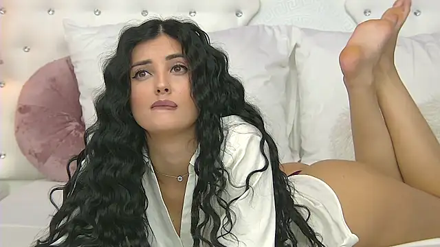 SophiaVilner online show from September 2025 07:30:01 PM