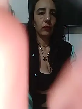 Snapshot of christine-x chatting on June 2026 10:25:01 PM christine-x online show from June 2026 10:25:01 PM