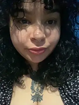 Kimberliprivv online show from April 2026 01:28:01 PM