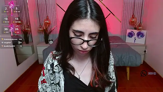 Snapshot of LenaRoses chatting on May 2026 01:57:16 AM LenaRoses online show from May 2026 01:57:16 AM