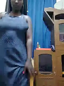 Snapshot of hotpussy-11 chatting on December 2024 07:10:01 PM hotpussy-11 online show from December 2024 07:10:01 PM