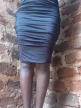 Snapshot of hotpussy-11 chatting on September 2025 09:20:01 AM hotpussy-11 online show from September 2025 09:20:01 AM