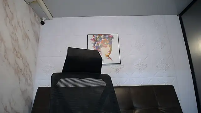 Snapshot of alice_greco chatting on March 2025 09:05:02 PM alice greco online show from March 2025 09:05:02 PM