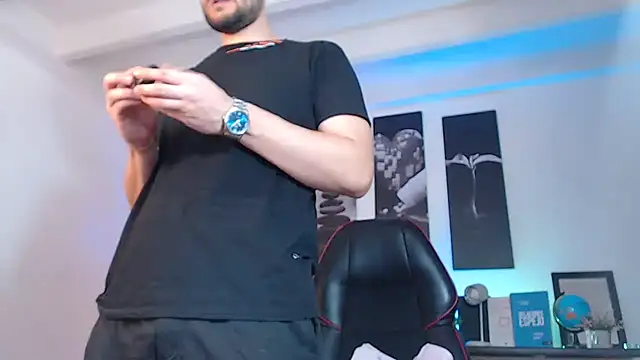 Jerry hot1 online show from February 2025 03:10:01 PM