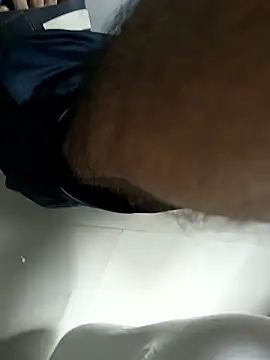 Snapshot of john10_singh chatting on October 2025 04:04:02 AM john10 singh online show from October 2025 04:04:02 AM