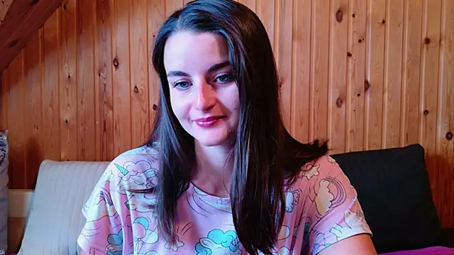 Snapshot of Miss_Arwen chatting on April 2026 03:04:01 AM Miss Arwen online show from April 2026 03:04:01 AM