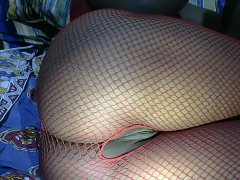 Snapshot of Sugarbaby32 chatting on March 2026 08:01:01 PM Sugarbaby32 online show from March 2026 08:01:01 PM