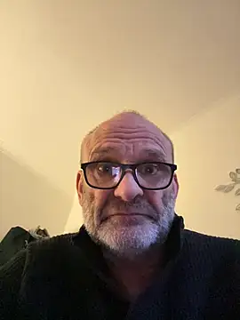 Shyboy817 online show from January 2026 04:32:01 PM