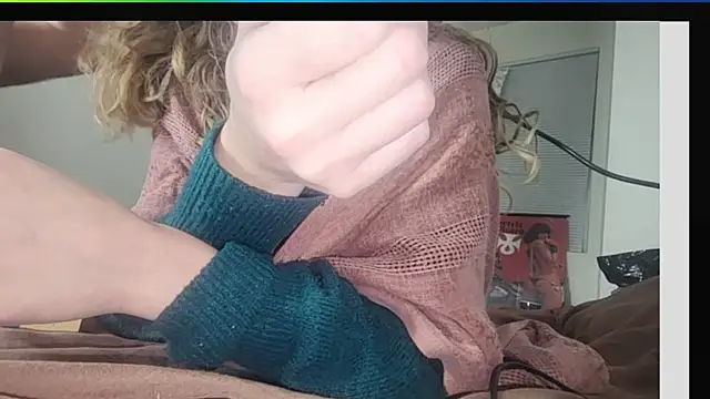 Snapshot of AriellaTaylor chatting on December 2024 12:14:02 PM AriellaTaylor online show from December 2024 12:14:02 PM