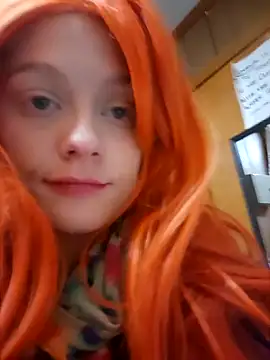 Snapshot of AriellaTaylor chatting on December 2024 02:02:02 AM AriellaTaylor online show from December 2024 02:02:02 AM