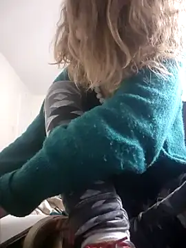 Snapshot of AriellaTaylor chatting on December 2024 08:42:02 AM AriellaTaylor online show from December 2024 08:42:02 AM