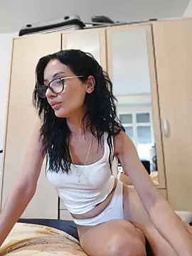 Snapshot of Blackeyeslady chatting on July 2026 02:43:01 PM Blackeyeslady online show from July 2026 02:43:01 PM