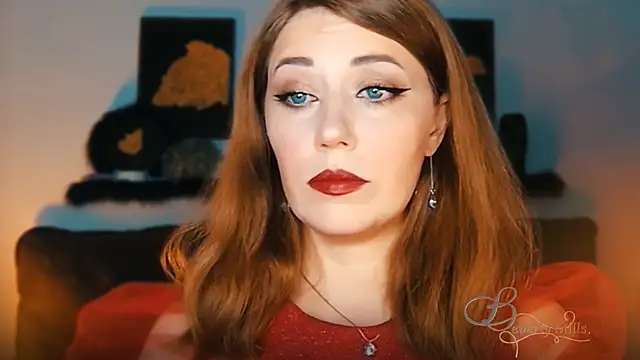 MissBeverlyMills online show from September 2025 07:25:02 PM