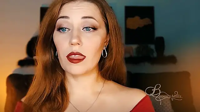 MissBeverlyMills online show from October 2025 02:07:01 AM