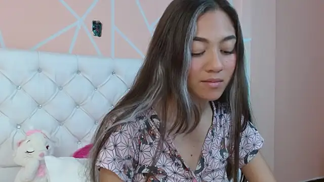 hantonella  online show from September 2025 07:28:02 PM