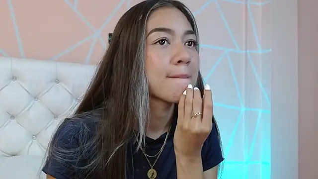 hantonella  online show from October 2025 09:23:02 PM