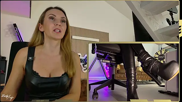 HerrinAnja online show from February 2026 07:07:01 PM