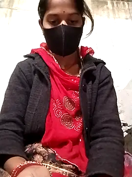 Snapshot of Anushka_Ji chatting on November 2025 04:01:02 AM Anushka Ji online show from November 2025 04:01:02 AM