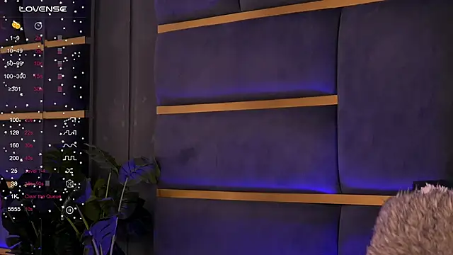 Snapshot of CynthiaWest chatting on March 2025 04:06:02 AM CynthiaWest online show from March 2025 04:06:02 AM