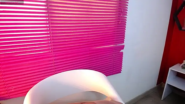 Snapshot of _poison_sweet chatting on January 2026 05:04:01 PM poison sweet online show from January 2026 05:04:01 PM