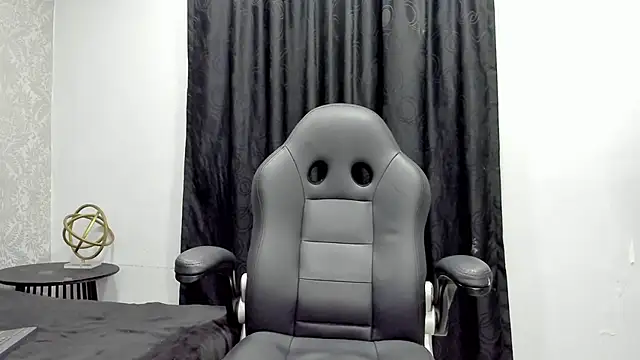 andrew rose  online show from December 2024 05:40:02 PM