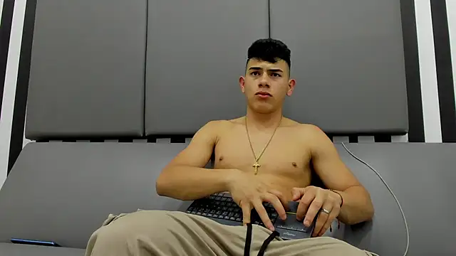 andrew rose  online show from January 2025 09:13:01 AM