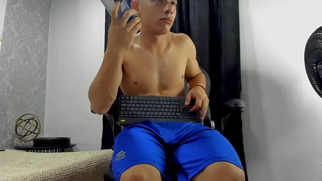 andrew rose  online show from March 2025 09:40:02 AM