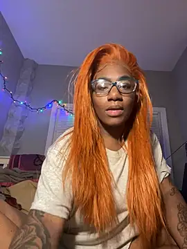 Snapshot of xDestineeXX chatting on February 2025 09:42:01 AM xDestineeXX online show from February 2025 09:42:01 AM