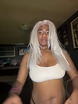 Snapshot of xDestineeXX chatting on March 2025 07:59:01 AM xDestineeXX online show from March 2025 07:59:01 AM