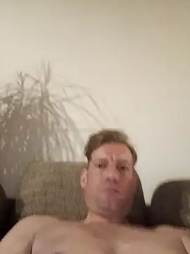 Snapshot of MArciQuarky chatting on March 2025 11:23:02 PM MArciQuarky online show from March 2025 11:23:02 PM