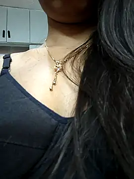 Snapshot of Sarita_7 chatting on March 2025 03:42:01 AM Sarita 7 online show from March 2025 03:42:01 AM