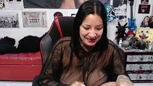 Rollyderolandia666 online show from February 2025 02:08:02 AM