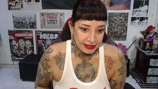 Rollyderolandia666 online show from January 2026 10:34:01 PM