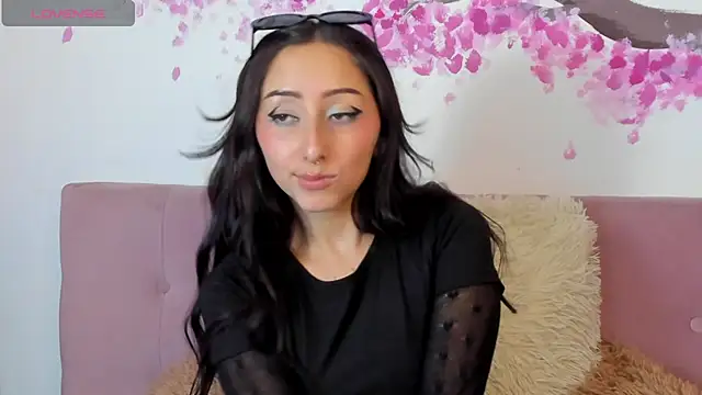 v1cky  online show from February 2025 10:09:01 PM