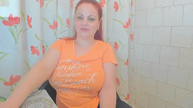 Adelamilfsex online show from February 2025 09:32:01 PM