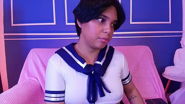 Emmapark  online show from October 2025 02:37:02 AM