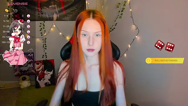 Snapshot of FruttiTatti chatting on April 2026 08:36:01 PM FruttiTatti online show from April 2026 08:36:01 PM