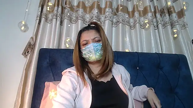 Jen jennyy1 online show from January 2025 07:50:01 PM