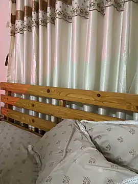 Snapshot of Jen_jennyy1 chatting on April 2026 07:58:02 PM Jen jennyy1 online show from April 2026 07:58:02 PM