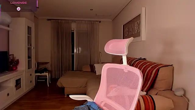 bella apont online show from October 2025 10:36:01 PM