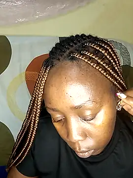 Snapshot of Swit_virgin22 chatting on June 2026 03:33:01 AM Swit virgin22 online show from June 2026 03:33:01 AM