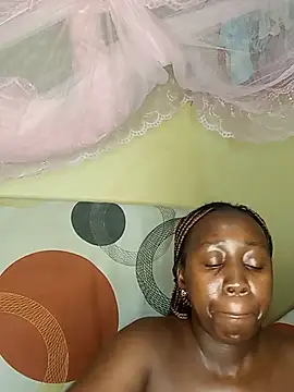 Snapshot of Swit_virgin22 chatting on July 2026 04:07:02 AM Swit virgin22 online show from July 2026 04:07:02 AM