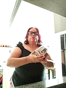 MARIANMILLS   online show from March 2025 01:01:01 PM