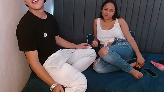 Snapshot of 24_7horny_ chatting on April 2026 12:35:02 PM 24 7horny online show from April 2026 12:35:02 PM